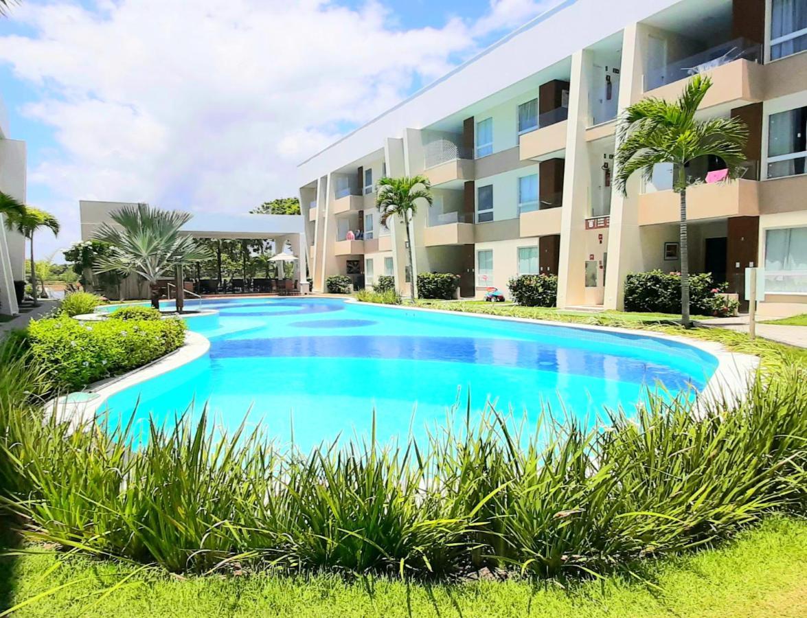 Apartamento Praia Guarajuba - Porto Smeralda Eksteriør billede